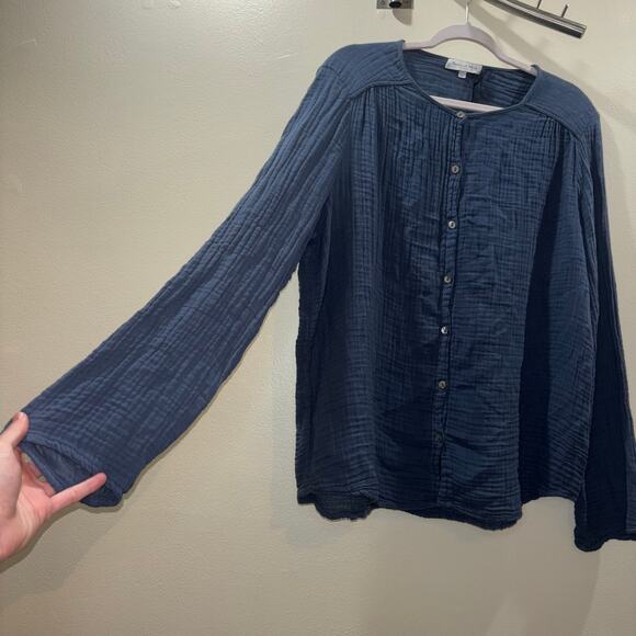 Michael Stars NWT Double Gauze Zia Button Down Top - Lake Blue - Size Large - Picture 9 of 15